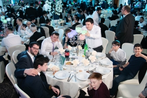 2020 Yom Hashas - Dinner